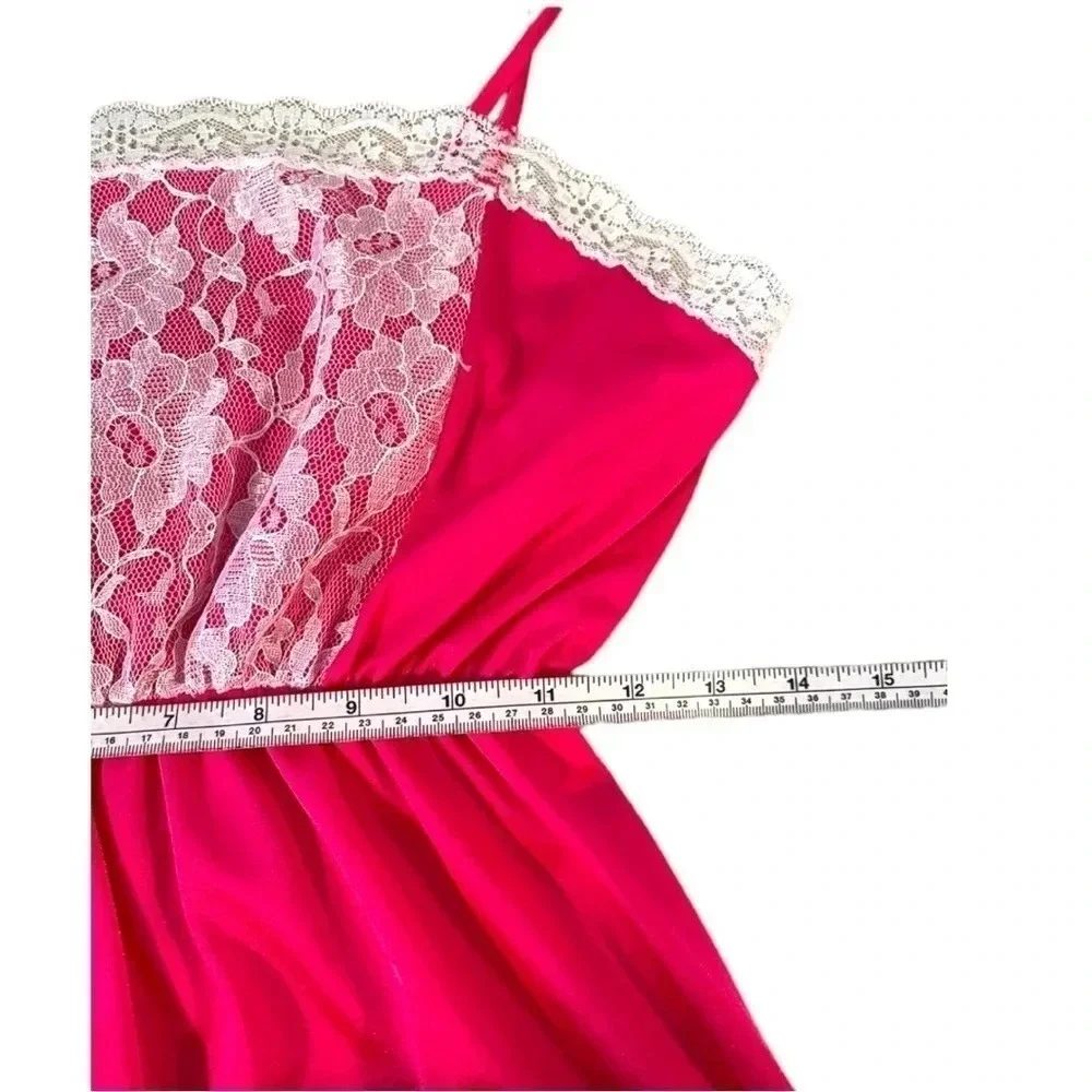 Vintage 1960s Prestige New York 2 pc‎ Nightgown Peignoir Hot Pink USA.